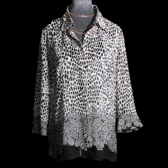 JM Collection Tops - JM Collection White & Black Animal Print Collared Button-Down Blouse Size L